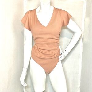 Express Peach V-Neck Flutter Sleeve Bodysuit